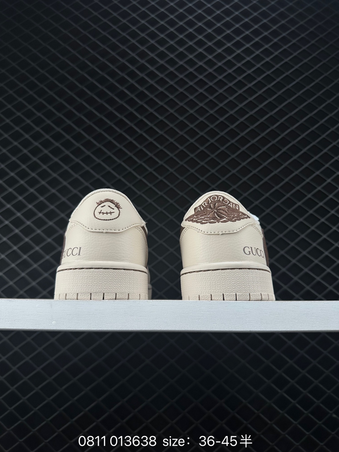 Travis Scott x Air Jordan 1 ” Reverse Mocha “